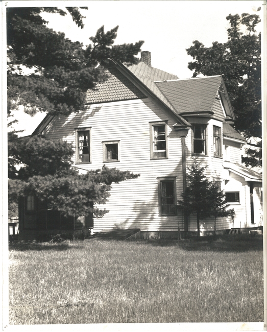 ../previews/017-Wausaukee-Farmhouse-16-31-31-134.jpg.medium.jpeg